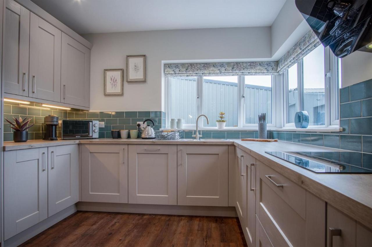 Kiln Park Farmhouse - 4 Bedroom Cottage - Narberth Exterior foto